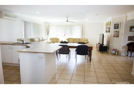 Property photo of 17 Wattle Crescent Raceview QLD 4305