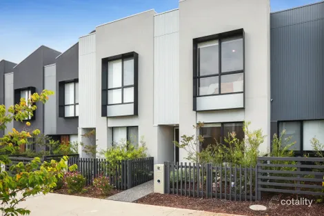 82 Hayton Park Bvd, Cranbourne West, VIC 3977