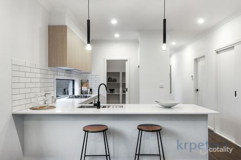 Property photo of 45 Timberline Parkway Pakenham VIC 3810