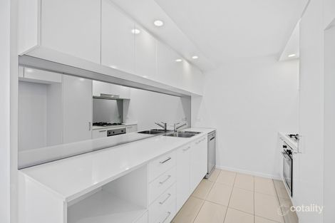 Property photo of 406/3 Compass Drive Biggera Waters QLD 4216