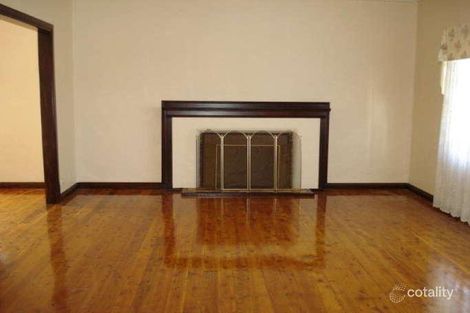 Property photo of 36 Glebe Avenue Queanbeyan NSW 2620