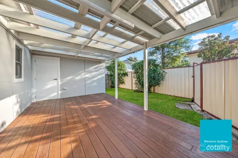 Property photo of 29 Leabons Lane Seven Hills NSW 2147