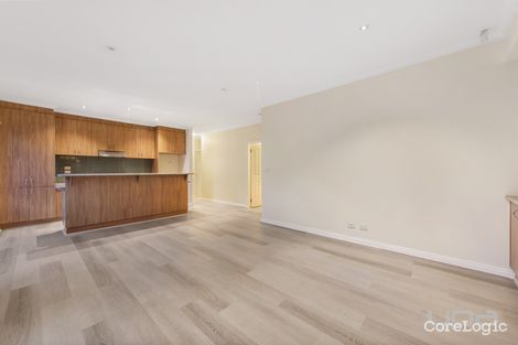 Property photo of 12 Hammersley Place Caroline Springs VIC 3023