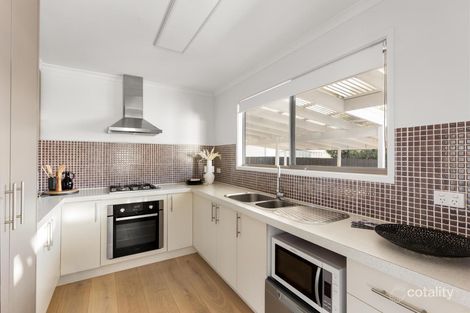 Property photo of 2/143 Ford Street Ivanhoe VIC 3079