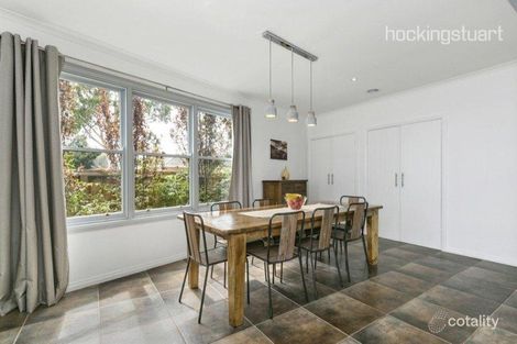 Property photo of 7 Iluka Place Mornington VIC 3931