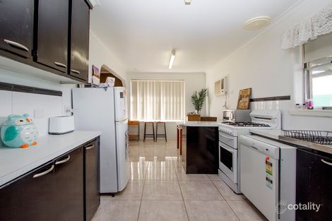 Property photo of 19 Glomar Grove Sale VIC 3850