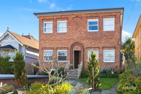 1/9 Laurence St, Manly, NSW 2095
