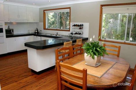 Property photo of 4 Baronga Road Avoca Beach NSW 2251