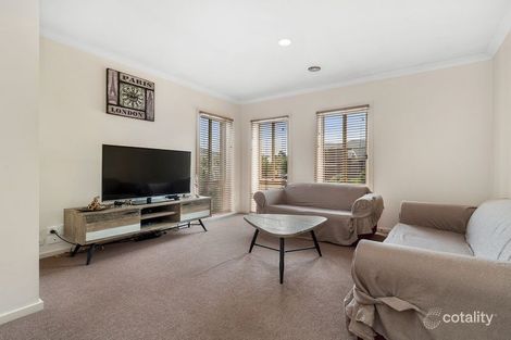 Property photo of 2/12 Brunnings Road Carrum Downs VIC 3201