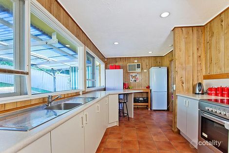 Property photo of 18 Fern Avenue Bradbury NSW 2560