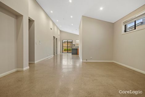 Property photo of 32 Kingsdale Avenue Catherine Field NSW 2557