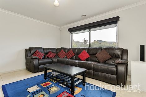 Property photo of 8 Buttercup Rise Harkness VIC 3337