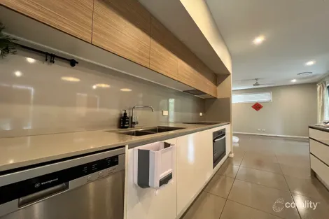 Property photo of 2 Hillcrest Street Rochedale QLD 4123