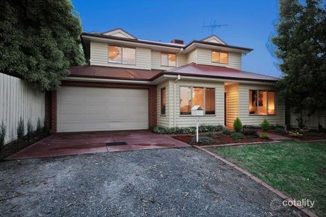 2 Baker Rd, Bayswater North, VIC 3153