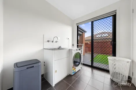 Property photo of 9 Nebula Crescent Mickleham VIC 3064