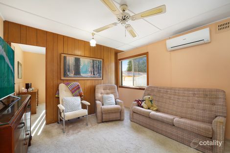 Property photo of 24 Watson Avenue Tumbi Umbi NSW 2261