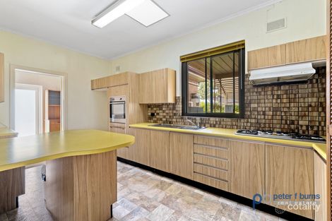 Property photo of 19 Fetlar Avenue Marion SA 5043