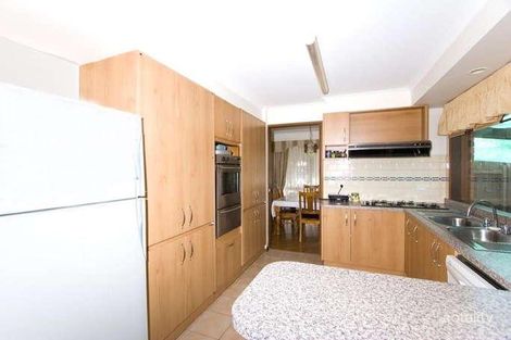 Property photo of 13 Devon Court Meadow Heights VIC 3048