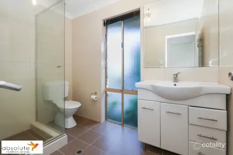 Property photo of 37 Silbert Circle Winthrop WA 6150