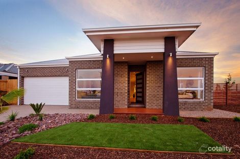 Property photo of 21 Avonmore Way Weir Views VIC 3338