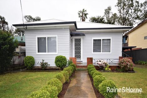 17 Morton Pde, Nowra, NSW 2541