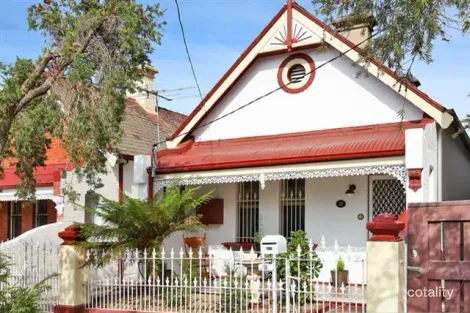 23 Barnsbury Gr, Dulwich Hill, NSW 2203