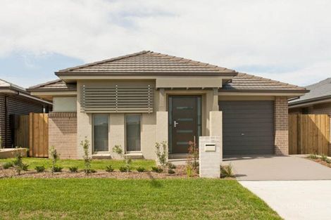 4 William Buckley Dr, Carnes Hill, NSW 2171