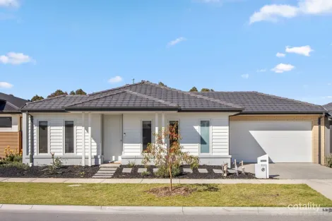 Property photo of 101 Largo Circuit Junction Village VIC 3977