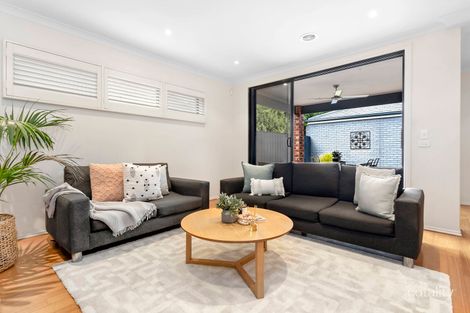 Property photo of 14 Bayview Road Beaumaris VIC 3193