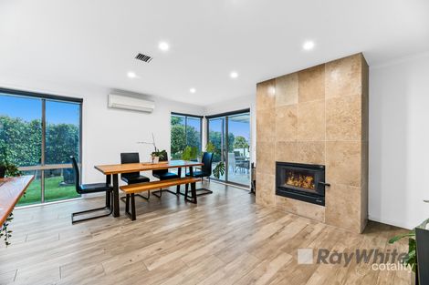 Property photo of 281 Power Road Endeavour Hills VIC 3802