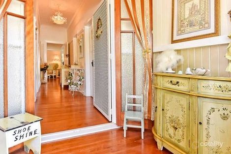 Property photo of 11 Neridah Street Loganlea QLD 4131