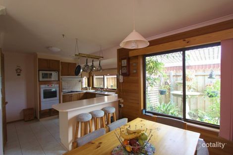 Property photo of 3 Bemboka Court Werribee VIC 3030