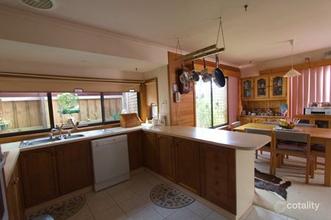 Property photo of 3 Bemboka Court Werribee VIC 3030