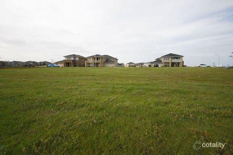 14 Spraypoint Dr, Point Cook, VIC 3030