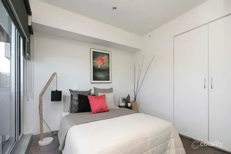 Property photo of 2/127-131 Grey Street St Kilda VIC 3182