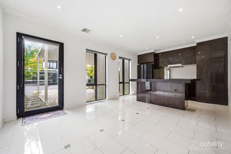 Property photo of 6 Orana Way Springvale VIC 3171