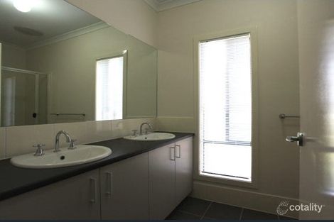Property photo of 31 Shimao Crescent North Lakes QLD 4509