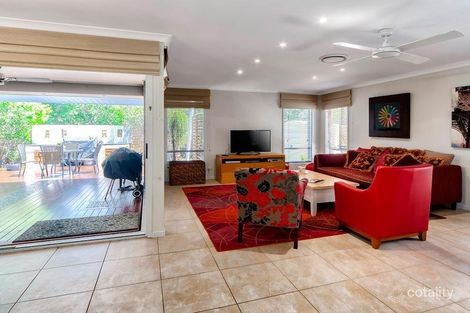 Property photo of 7 Kurrajong Place Bridgeman Downs QLD 4035