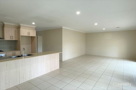 Property photo of 11 Archibald Chase Point Cook VIC 3030