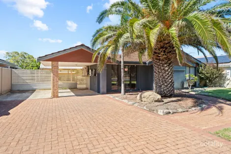 Property photo of 76 Contour Drive Mullaloo WA 6027