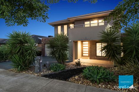 Property photo of 19 Daly Circuit Caroline Springs VIC 3023