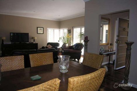 Property photo of 11 Benaroon Avenue St Ives NSW 2075