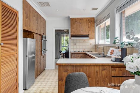 Property photo of 2 Walker Street Doncaster VIC 3108