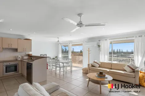 Property photo of 2/38 Yamba Street Yamba NSW 2464