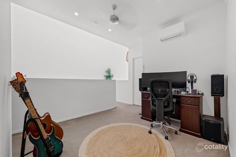 Property photo of 13 Curlewis Street Gledswood Hills NSW 2557