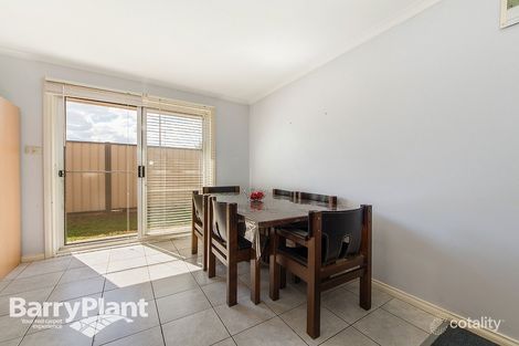 Property photo of 2 Tanunda Mews St Albans VIC 3021