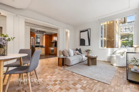 4/323 Orrong Rd, St Kilda East, VIC 3183