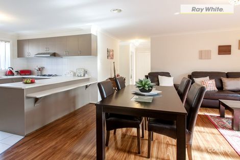 Property photo of 2 Josie Place Rosebud VIC 3939
