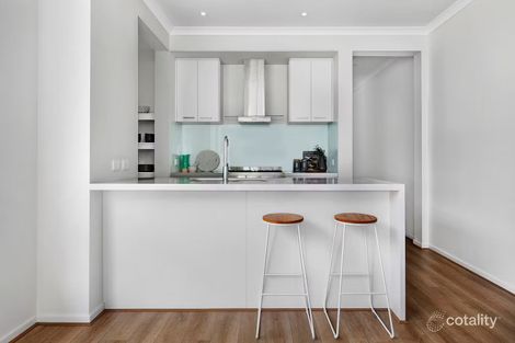 Property photo of 93 Linda Crescent Ferntree Gully VIC 3156