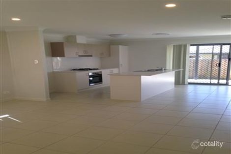 92 Currey St, Roma, QLD 4455